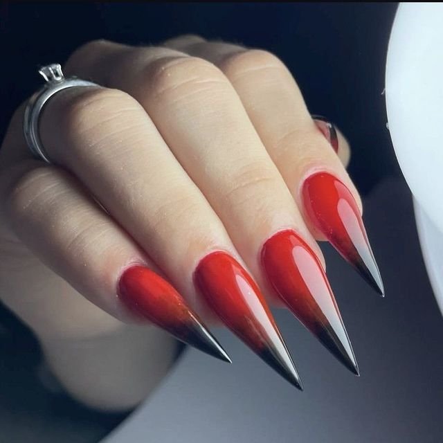 Trabalho 10 de Vitoria Moura Nails